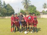 MENGIKUTI TURNAMENT SEPAK BOLA